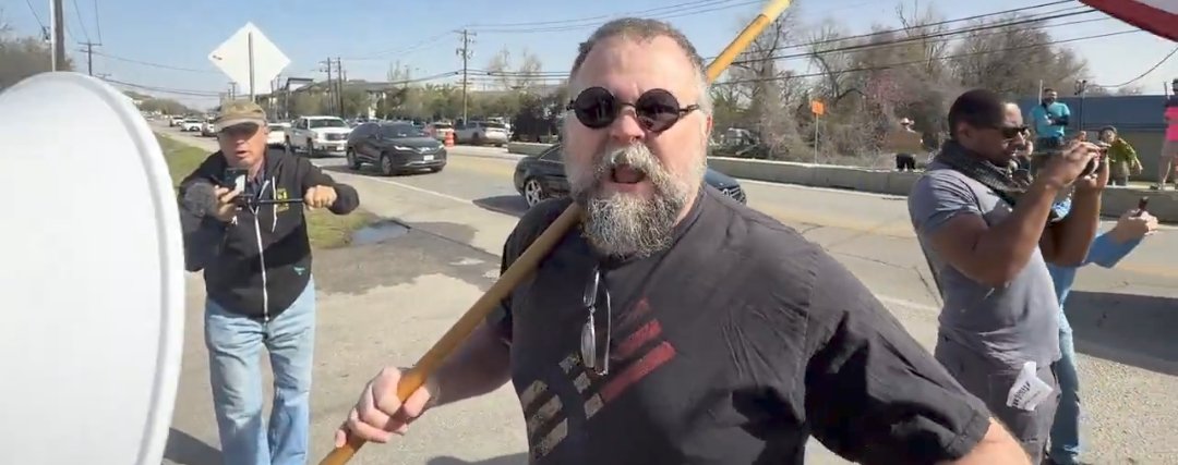 <a href="/RealAlexJones/">Alex Jones</a> 😵‍💫