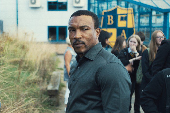 NYcheesy's tweet photo. Just binged the devastatingly powerful drama #Adolescence 😭 on @Netflix with a superb cast including;
#StevenGraham
#ChristineTremarco
#AshleyWalters
#ErinDoherty
#MarkStanley &
#OwenCooper

I HATE that some boys and worse, men idolise incels, that this society voted for a misogynistic rapist to lead the richest and most powerful country in the world.
The Internet/Social Media has normalised misogynism.
Parents (and schools) need to do more.
#EducateYourBoys