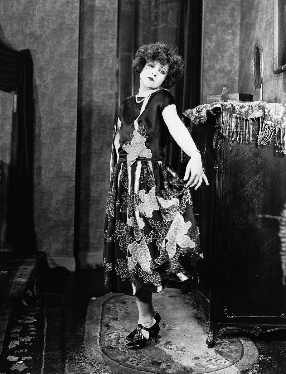 Clara Bow, 1925