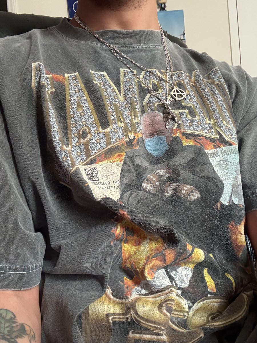 BBLhitman's tweet photo. The Bernard garment #swaglessons https://t.co/gGzebWGBOG