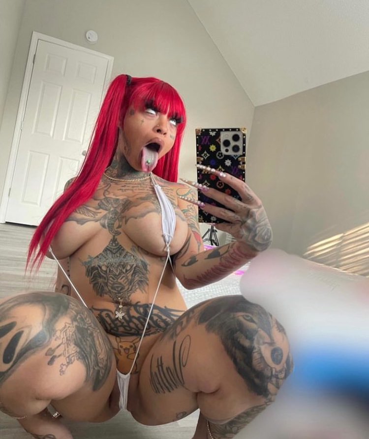 VeraMeet's tweet photo. I’m doing dickrates dm me 💰 https://t.co/jHxjues63F