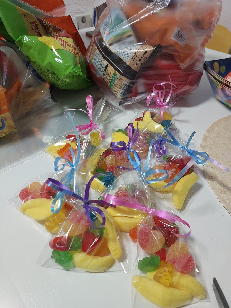 משלוחי מנות התחלנו