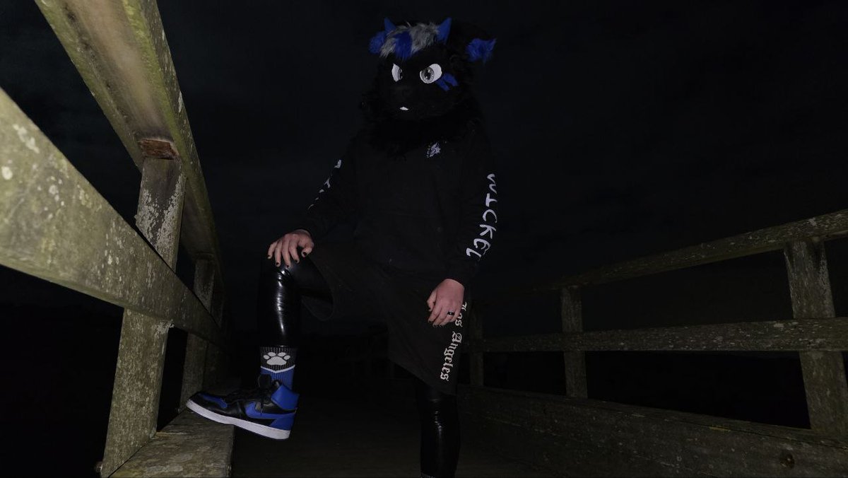 EddiewolfAD's tweet photo. Shine under the moonlight #ShinySaturday 

@Onlywuf https://t.co/GBqEVYhFjZ