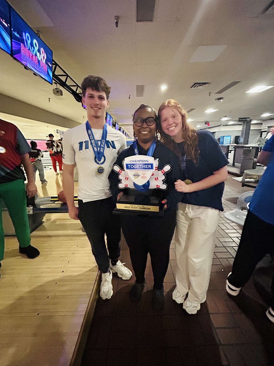 Jackson Harvey (@jacksonh2026) on Twitter photo Champions Together Unified Bowling State Champs🥇🎳 Couldn’t be prouder of our friends at Marion NE.
<a href="/ChampsTogether/">Champions Together</a> <a href="/GoCathedral/">Cathedral HS</a> Champions Together Unified Bowling State Champs🥇🎳 Couldn’t be prouder of our friends at Marion NE.
<a href="/ChampsTogether/">Champions Together</a> <a href="/GoCathedral/">Cathedral HS</a>