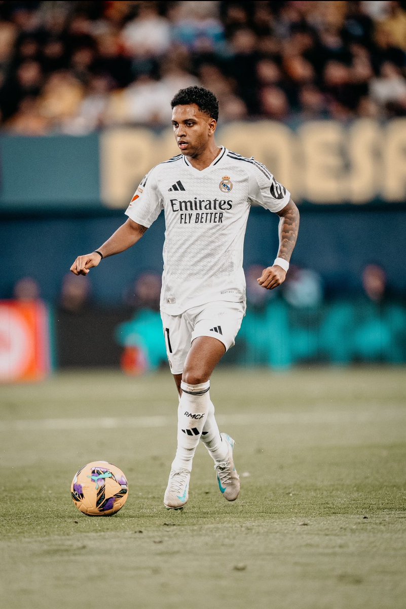 aigr00's tweet photo. 📲Le dernier post X de Rodrygo🇧🇷 :

« Victoire importante avant la trêve internationale ! À bientôt, Madridistas 🤍 » https://t.co/21EZ2zCG9A