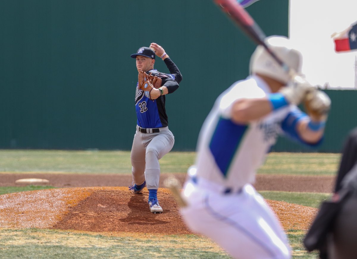ACBaseball806's tweet photo. Another J-MAR gem for win No. 2 as a Badger.

After entering the game in 7-6 deficit, Smith recoded 5 strikeouts and allowed 0 walks in the final 3.1 innings.

Logan Tibbett tied his career-high strikeout total (8) in 4.2 innings of work. https://t.co/27y0APLTvk