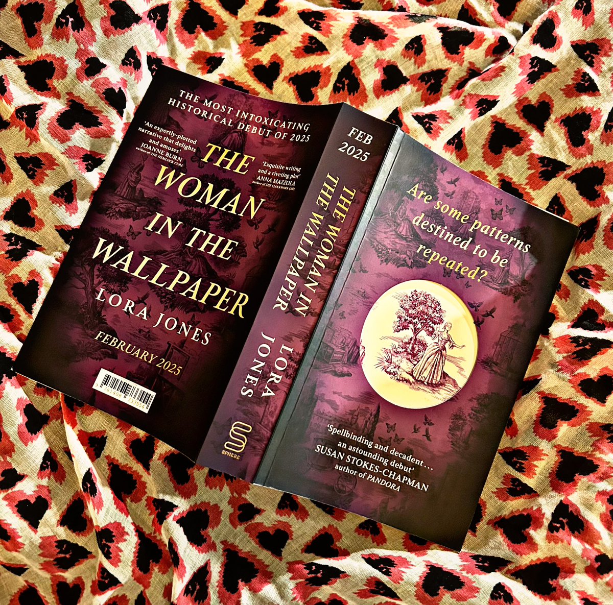 Jo_Scho_Reads 📚📚📚 (@joanneschofiel1) on Twitter photo Huge thanks to Niamh & Lucie <a href="/LittleBrownUK/">Little, Brown UK</a> for sending me a review copy of the unforgettable #TheWomanintheWallpaper by <a href="/LoraJones/">Lora Jones</a>
Prepare to be immersed in the thrilling and killing of 18th Century France. I was captivated!
Full review: instagram.com/p/DHLTKTHgCIF/… Huge thanks to Niamh & Lucie <a href="/LittleBrownUK/">Little, Brown UK</a> for sending me a review copy of the unforgettable #TheWomanintheWallpaper by <a href="/LoraJones/">Lora Jones</a>
Prepare to be immersed in the thrilling and killing of 18th Century France. I was captivated!
Full review: instagram.com/p/DHLTKTHgCIF/…
