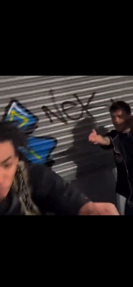 iamnollid's tweet photo. @DP_1up Osbatting Rules:
1. All Black Attire for the entirety of the fight
2. No Punches, kicking, wrestling. Hair Pulling Only
3. Audience involvement is encouraged but no physical contact allowed. Intimidation can be sent from a safe distance (see example attached): https://t.co/Q4ywF3ds50