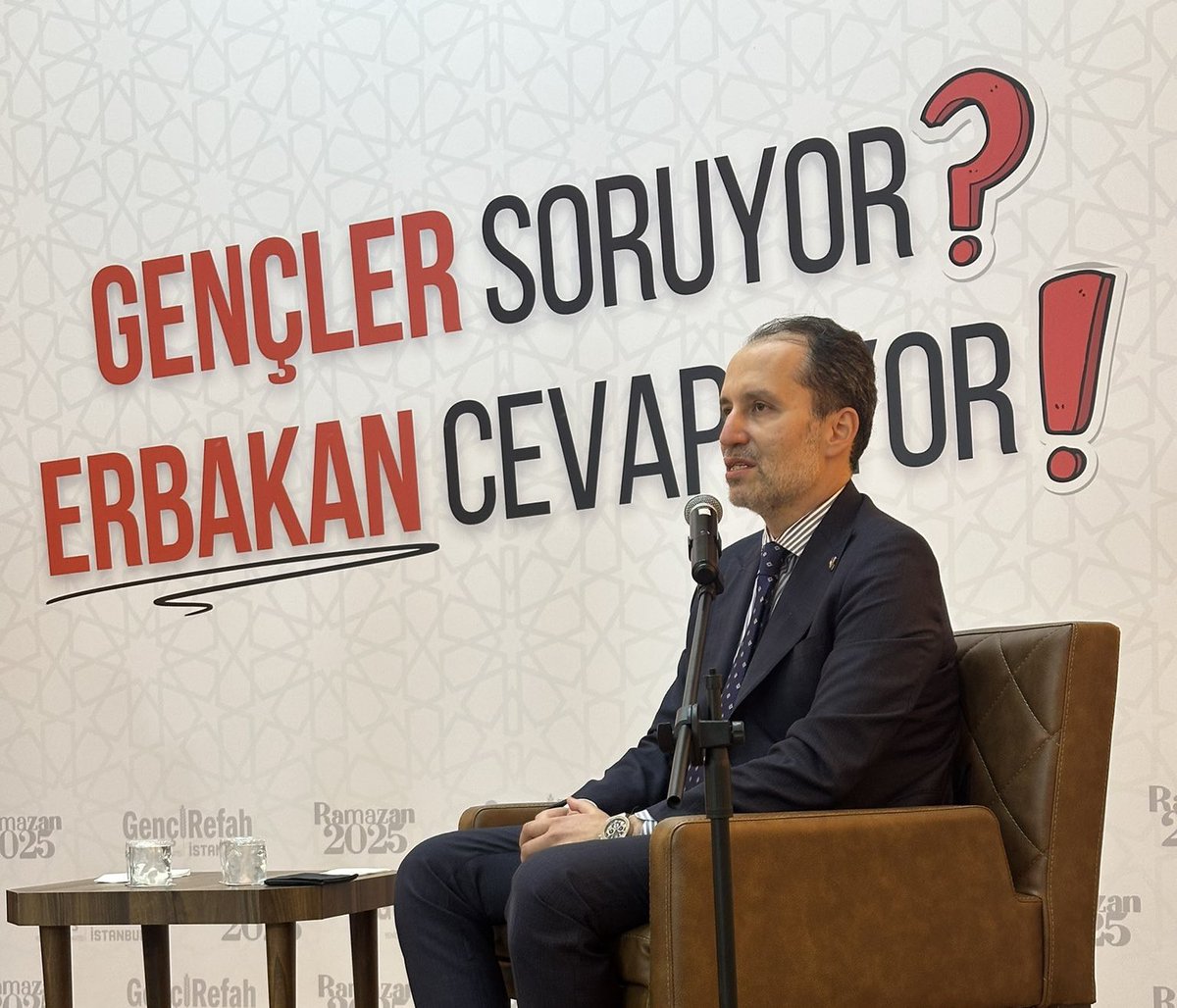 Genel Başkanımız Dr. Fatih Erbakan;

“Cumhurbaşkanı adayları arasında diplomasına güvenen sanıyorum bir tek biz varız.” 🙂