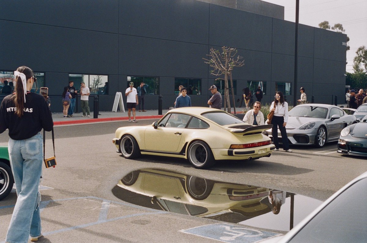 FratelliPietri's tweet photo. The Porsche vibes in SoCal are always on https://t.co/p9VNV5mYwb