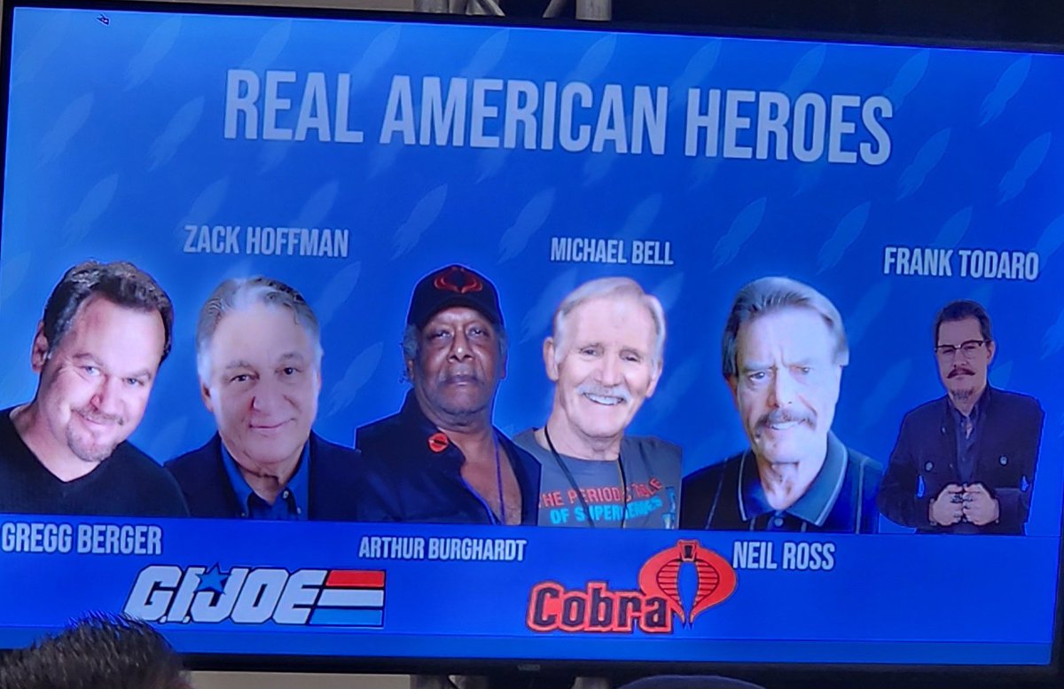 ParksAndCons's tweet photo. The @SDRocketCon Real American Heroes panel brings Destro, Spirit, Zartan, Shipwreck, Duke & Cobra Commander all together on stage #SDRocketCon #GIJoe https://t.co/6UdO1ILnIr