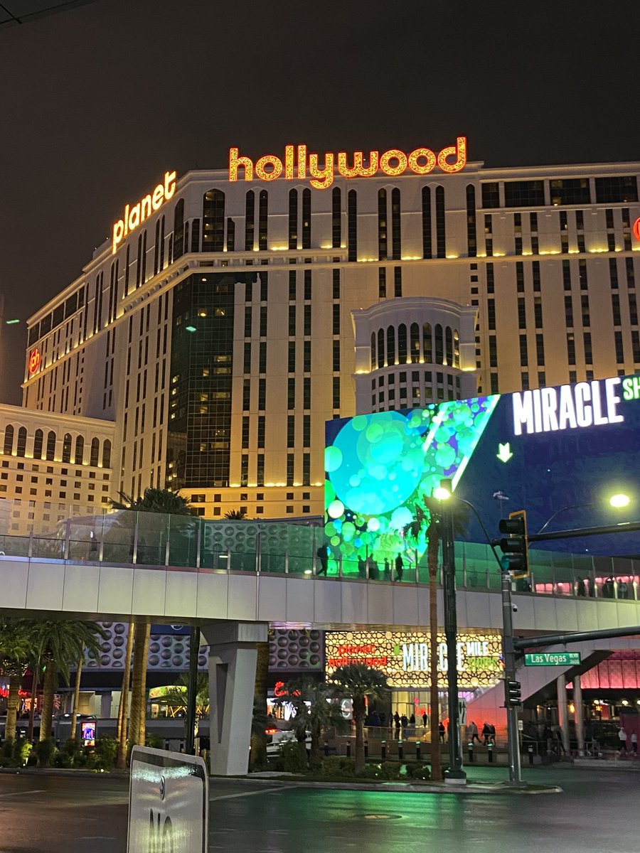 Micawhoo's tweet photo. Won big in Caesar’s palace https://t.co/XIruB4MUpv