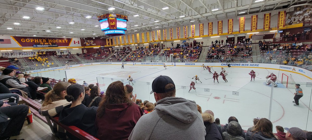 CoachKramka's tweet photo. @CycloneFB @KStateFB Ridder Arena. https://t.co/KxdlRMvk9X