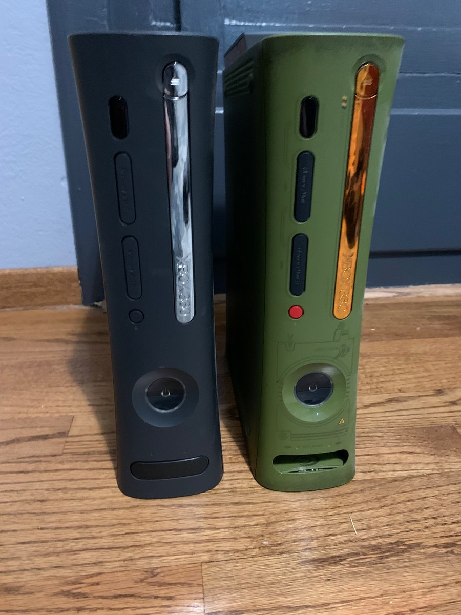 BryptoBro's tweet photo. Looking at the equipment that deranked faze after the tried to scam Me out of free hacks
and caused havoc on Xbox live
Circa 2010-2013
#JTAG https://t.co/OS51TDHuzI