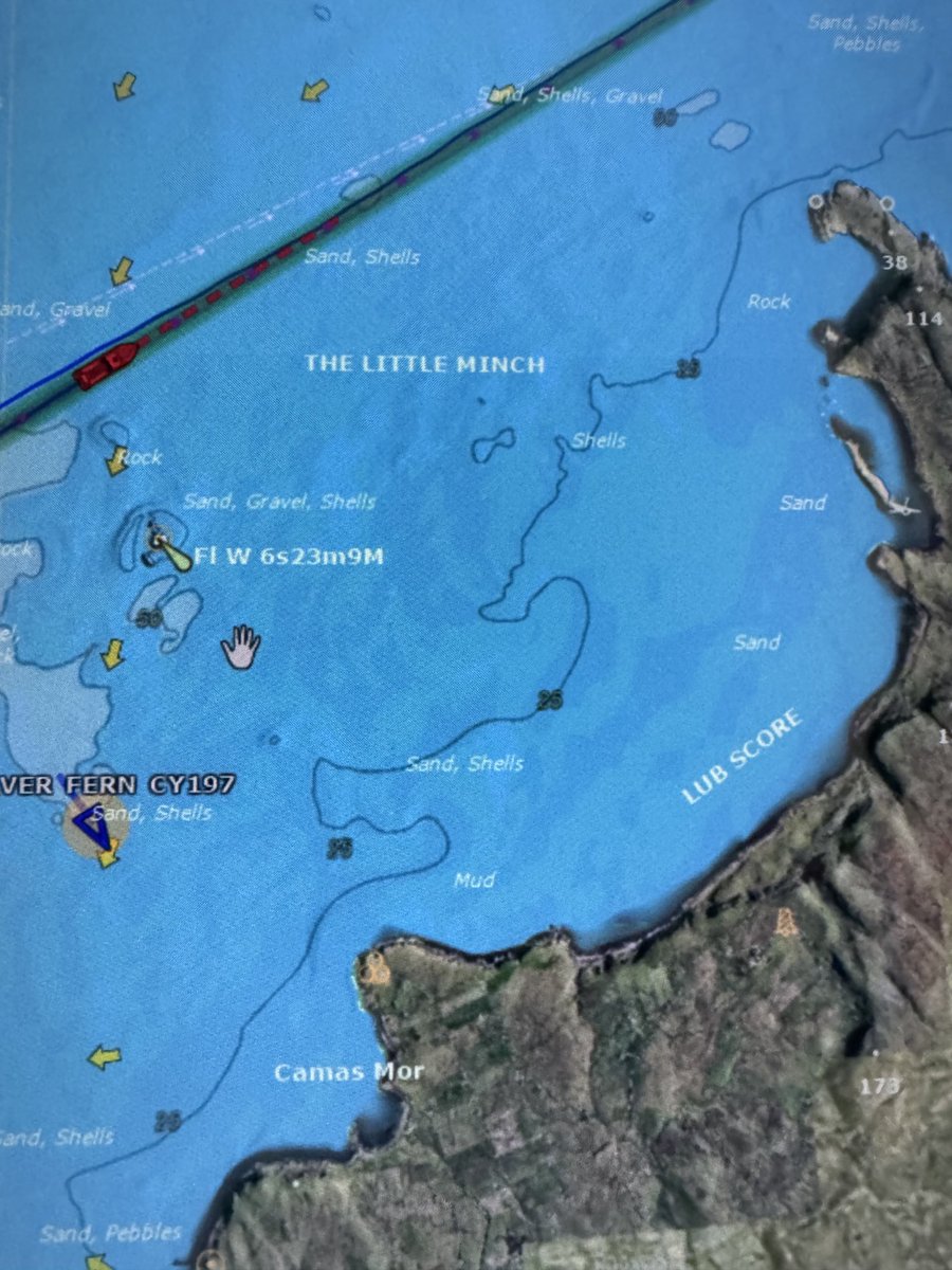 seaviewPD's tweet photo. Passing An t- lasgair Isle of Skye. Homeward bound https://t.co/JNK3drSs0i