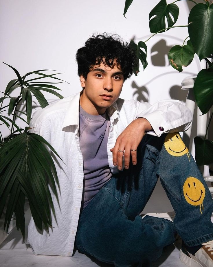 ✨️ ReVamp Magazine 

#SaveLockwoodandCo 
#JustRecklessEnough