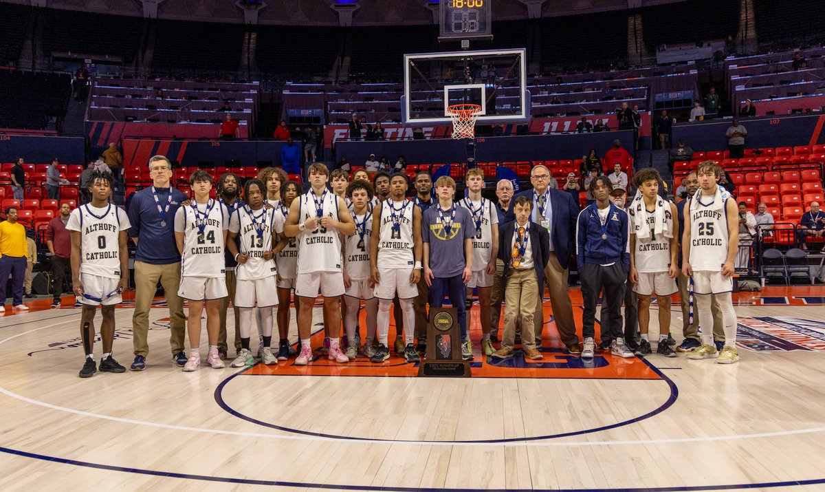 2⃣0⃣2⃣5⃣ #IHSA BOYS BASKETBALL STATE FINALS🏀
🇺🇸 America's Original #MarchMadness

🏆Class 2⃣A | State Championship🏆
Dyett 52
Althoff Catholic 41

⭐️DHS-Jaden McKinnon (17 pts)
⭐️AC-Zach Winkeler (14 pts) 

🏅Dyett wins the 2A State Championship!

📰Box▶️ ihsa.org/data/bkb/2Box4…