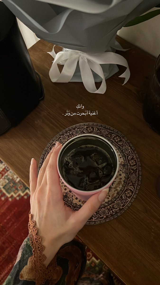 vil1li's tweet photo. 🪄🌷🌷. https://t.co/sYVUIZDvNs