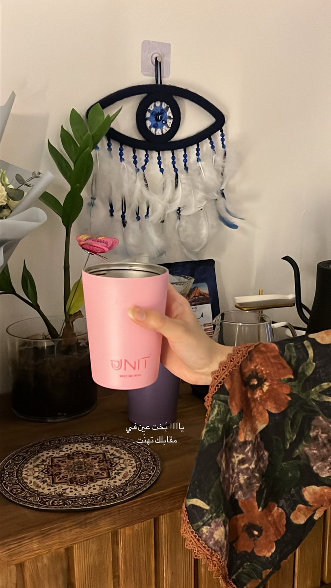 vil1li's tweet photo. 🪄🌷🌷. https://t.co/sYVUIZDvNs