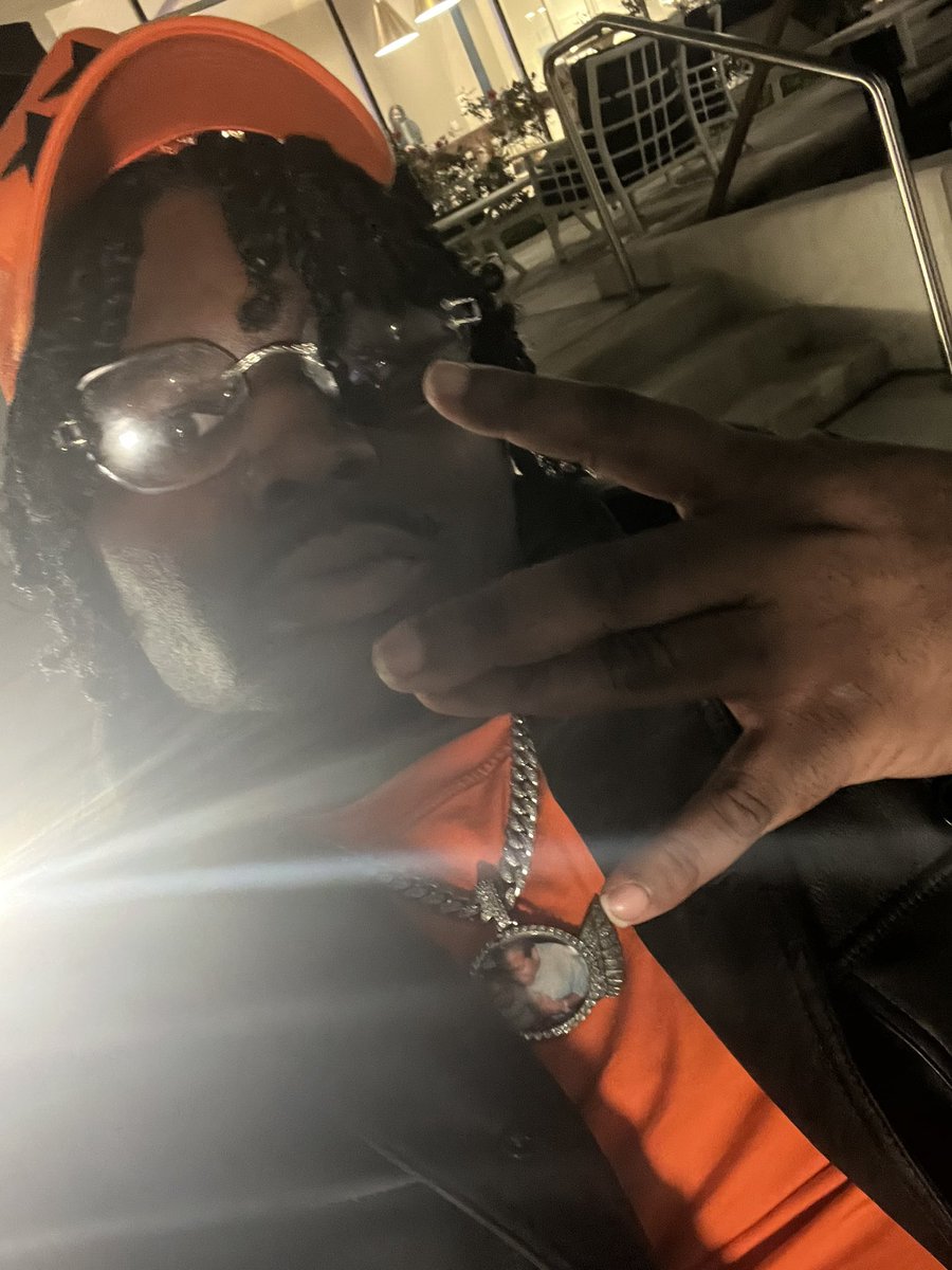 410_ByRoN's tweet image. I Survived the Storms to See the Sunrise again🏁 Blessed to be living! #Chapter26 🌟🙏🏾🥳