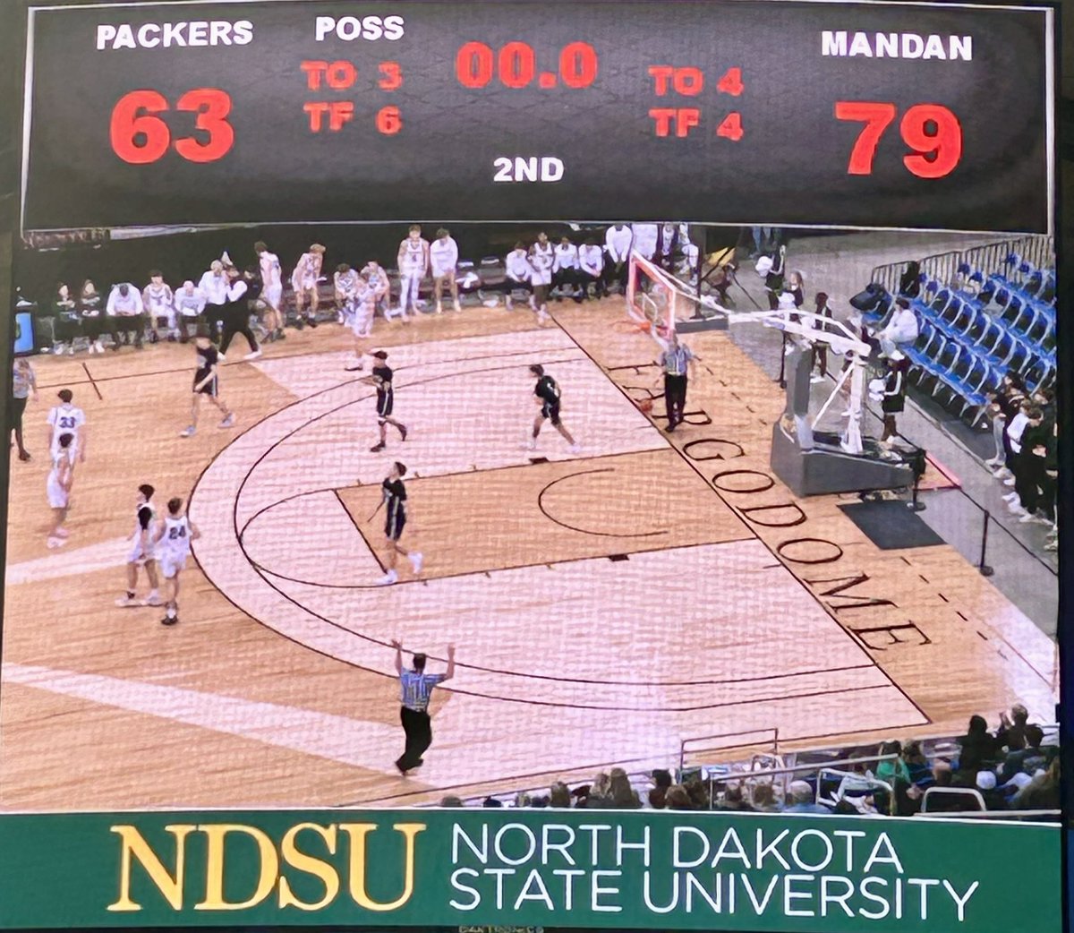 🏀FINAL🏀these guys are a special group, it goes beyond basketball! Great finish to our season today, not the game we were hoping to be playing in but incredibly proud of what these boys did this year! #GoBraves #OneVisionOneGoal