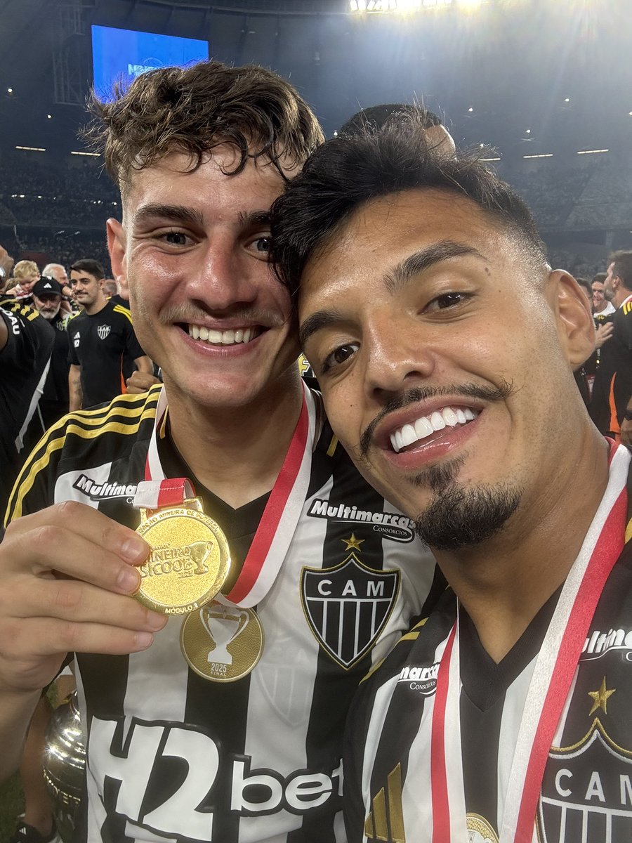 Noitedecopa's tweet photo. MAIORES CAMPEÕES DE MINAS GERAIS

Estadual: 🐓Atlético-MG (🏆5️⃣0️⃣)
Nacional: 🦊Cruzeiro (🏆1️⃣0️⃣)
Internacional: 🦊Cruzeiro (🏆0️⃣7️⃣)

📰 Noite de Copa | Dep. De Estatísticas https://t.co/xgwdE7B7zp