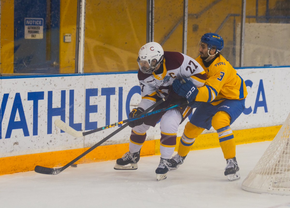 Richard Coffey (@_rich_coffey) on Twitter photo It's 2-0 for the <a href="/The_Stingers/">Concordia Stingers</a> over the <a href="/tmubold/">TMU Bold</a> through one period of the 113th Queen's Cup <a href="/OUAsport/">Ontario University Athletics</a> championship.
A couple 📸 from the first frame inside Mattamy Athletic Centre. It's 2-0 for the <a href="/The_Stingers/">Concordia Stingers</a> over the <a href="/tmubold/">TMU Bold</a> through one period of the 113th Queen's Cup <a href="/OUAsport/">Ontario University Athletics</a> championship.
A couple 📸 from the first frame inside Mattamy Athletic Centre.