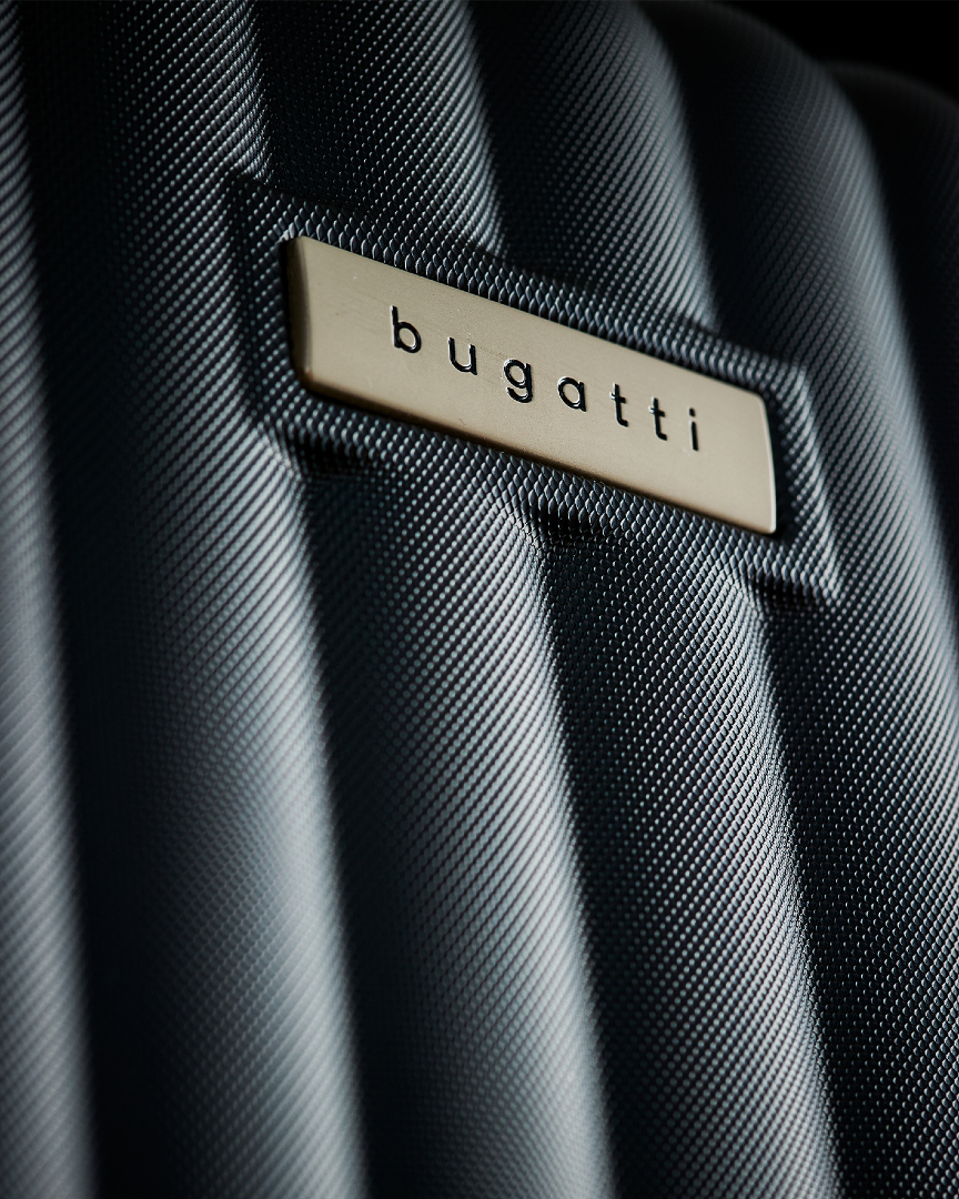 bugattigrp's tweet image. Craftsmanship is not just skill—it&apos;s passion, precision, and the pursuit of perfection.
-
Le savoir-faire n&apos;est pas seulement une compétence—c&apos;est une passion, une précision et la quête de la perfection.

#qualitycraftsmanship #bugatticollections #craftedforexcellence #luggage…