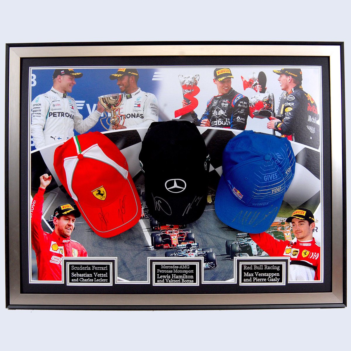 MatrixFrames's tweet photo. While most of us are asleep, the Formula One Season gets underway in Australia 🏎️🇦🇺.
Will Lewis Hamilton win his first race for Ferrari or will Max Verstappen take top place on the podium? 
#f1 #forumulaone #AustralianGP #LewisHamilton #MaxVerstappen #Ferrari #landonorris #AusGP https://t.co/EppEXpdeZc