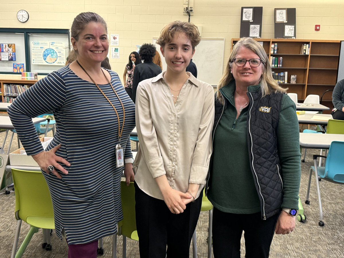 hhs_prncpl's tweet image. Congratulations to all the Super Regional 4AB Debate competitors and to our very own Ella Chandler headed to States!! Let’s go Warriors!! @HenricoHighSch 💚💛