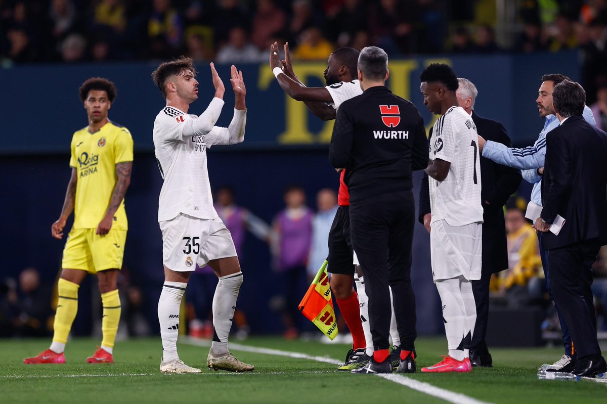 Raúl Asencio (@raulasencio7) on Twitter photo ¡Seguimos sumando victorias en Liga, esta vez en Villarreal! Ahora a cumplir otro sueño, el de la <a href="/SEFutbol/">Selección Española Masculina de Fútbol</a> ¡Madridistas, nos vemos a la vuelta! #HalaMadrid 🤍 ¡Seguimos sumando victorias en Liga, esta vez en Villarreal! Ahora a cumplir otro sueño, el de la <a href="/SEFutbol/">Selección Española Masculina de Fútbol</a> ¡Madridistas, nos vemos a la vuelta! #HalaMadrid 🤍