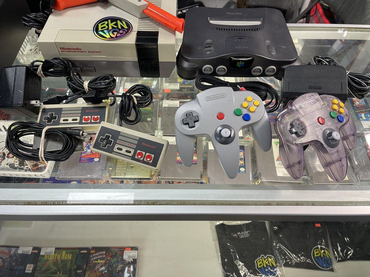 ArcadeBrooklyn's tweet image. Some of tonight’s trades. #nes #64 #8bit #64bit #80s #90s #bvg #arcadebrooklyn