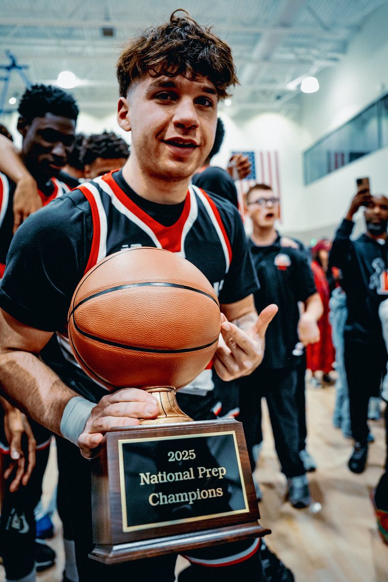 Forever grateful ❤️💍<a href="/PSAhoops/">Putnam Science MBB</a> <a href="/CoachEspoPSA/">Tom Espinosa</a>