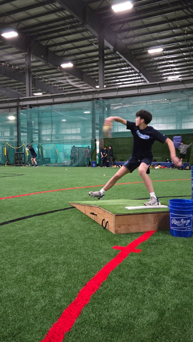 EC_AcademyBase's tweet photo. One of the last live sessions of the 2025 off season. ⚾

Still competing like it is day 1. We are ready for the season. https://t.co/bzozUQ5eBb
