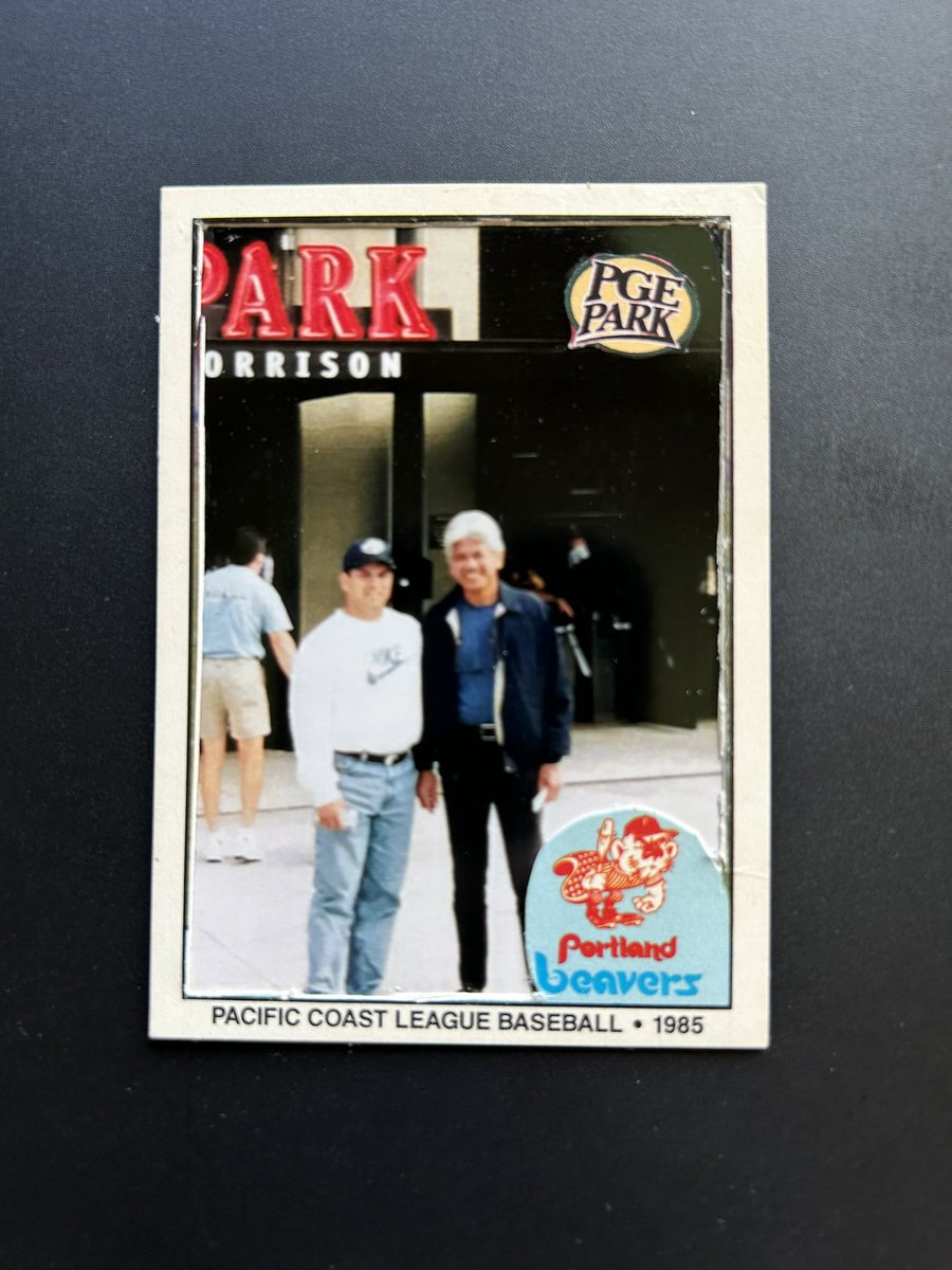 <a href="/BUILD_A_BINDER/">BUILD-A-BINDER</a> My dad was born on St Patrick’s Day &amp; was an avid U of Hawaii fan (green theme). I made this custom card just last night of our last baseball game together in 2001. I thought it fitting to put  it in the center square of this UH Men’s vball set from last year for this challenge.
