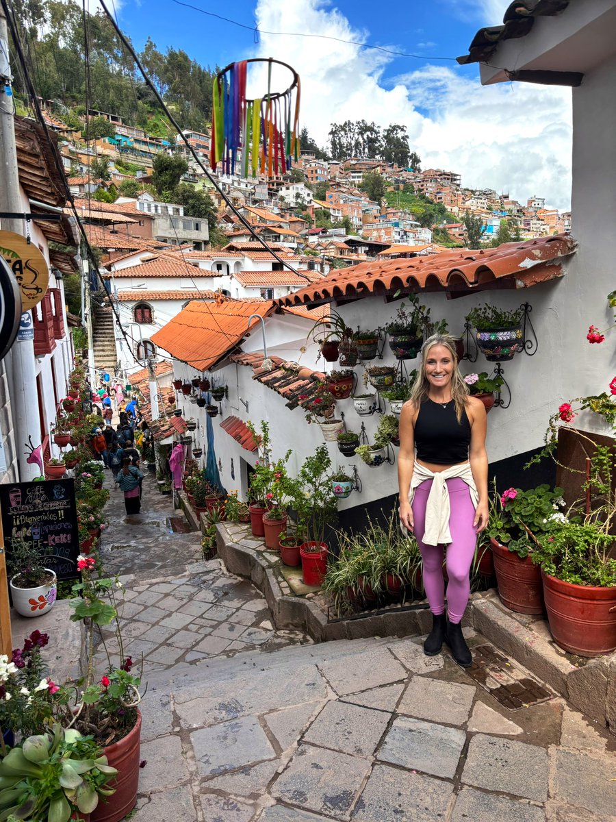 ErinP84's tweet photo. *Blink* I’m in Peru! 🇵🇪 https://t.co/cfwBlZdjXJ