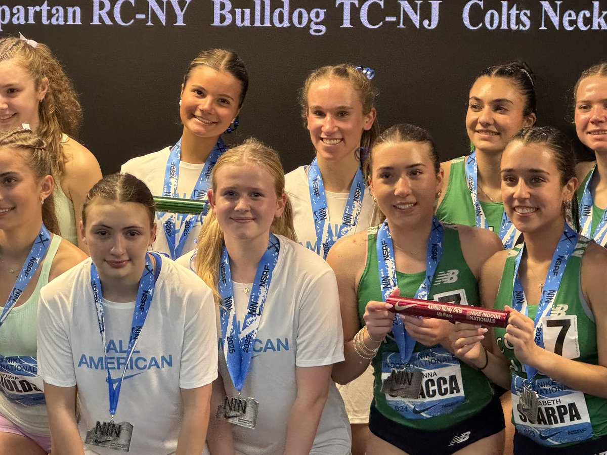 Congratulations to Elsie Rey-de-Castro, Claire Dumont, Maddie LaChance and Sydney Young for finished 5th and earning All-American Honors at the Nike Indoor National Track and Field Championships.