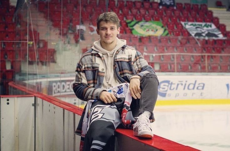 Out of Context Boston Bruins™ (@oocbruins) on Twitter photo 