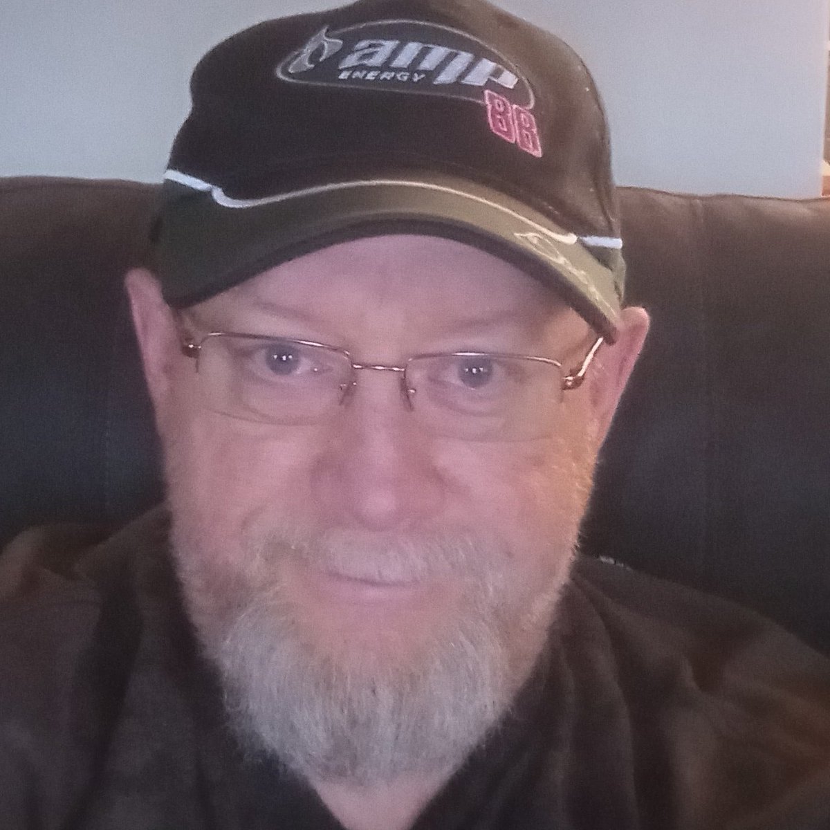 CarlSandlin1's tweet photo. #NewProfilePic https://t.co/CvzXvgMnfT