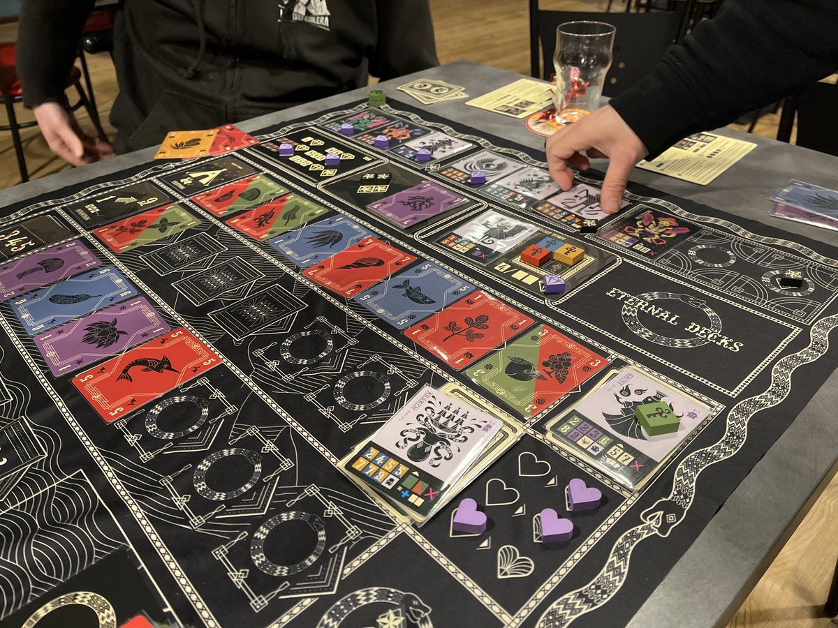 zemb99's tweet photo. Eternal Decks in France. Stage B standard mode 3p. Amazing co-op game. https://t.co/ASnWY8VRui