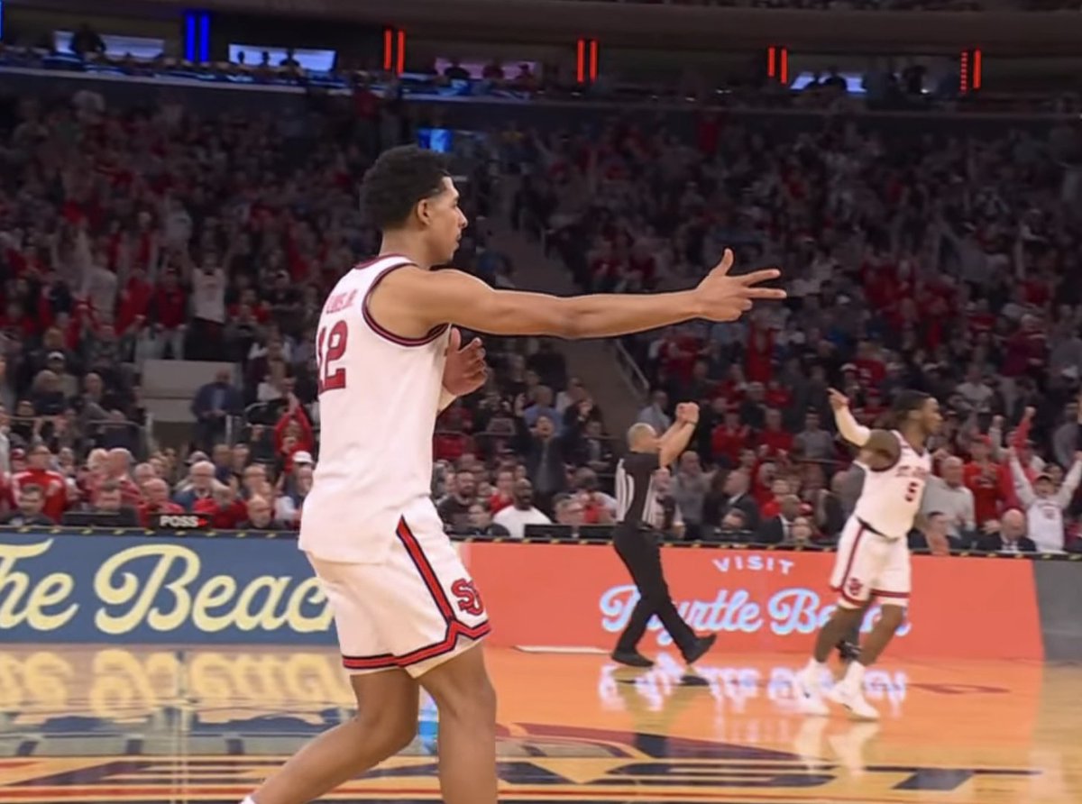 No Context College Basketball tweet media