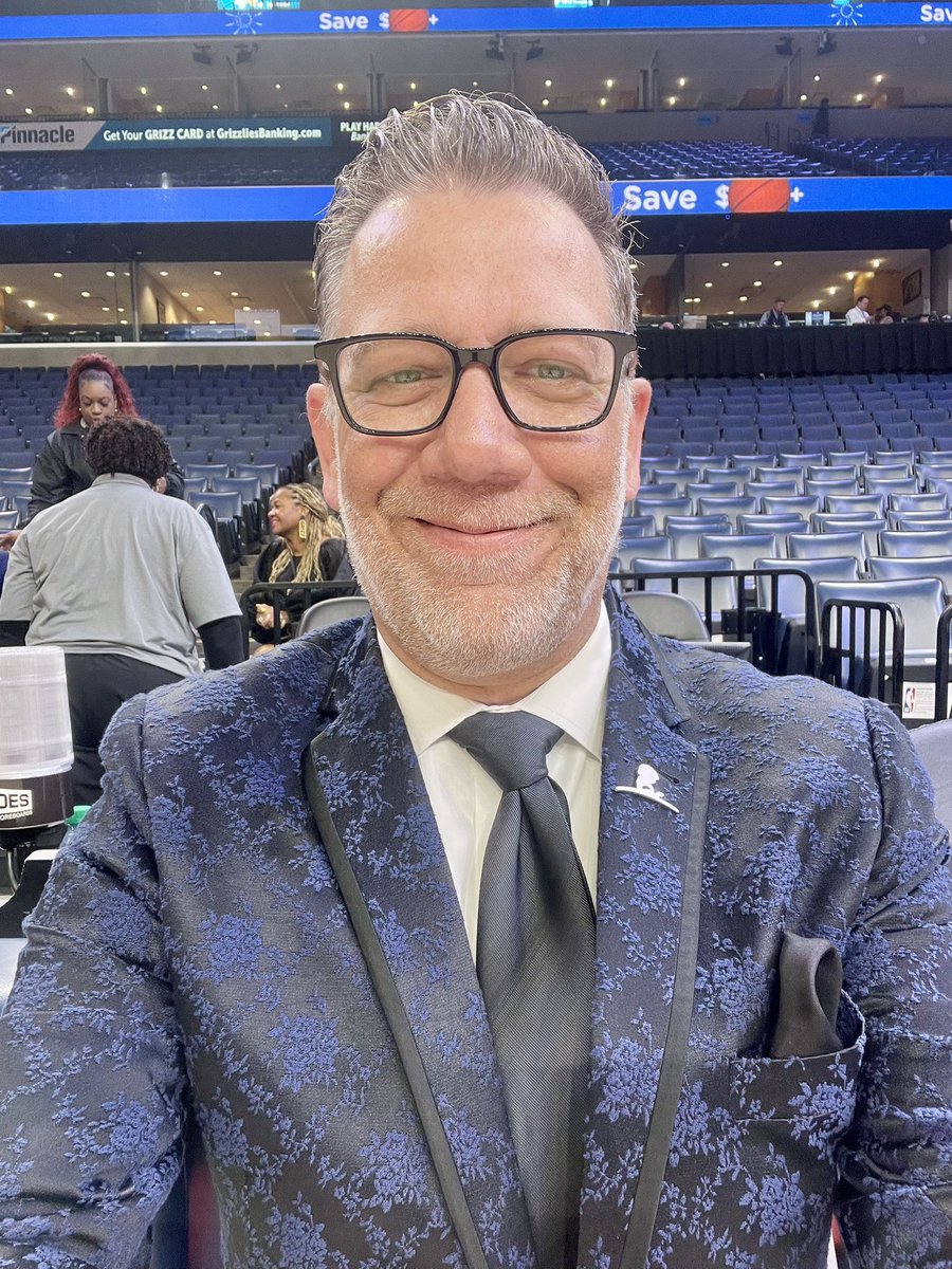 thefishnation's tweet photo. We’re underway! 🏀 
@memgrizz vs. @MiamiHEAT  

On @FDSN_Grizzlies AND @WMCActionNews5 📺 

@DeadSoxy 🧦 
@UniqueSnacksUSA 🥨 

#FishDrip 🐟 💧 
#GoGrizz 🐻 https://t.co/Sk61i5f4z6