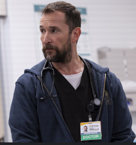 ALitttleWorm's tweet photo. Noah Wyle has played a doctor on tv for 31 years! "Er" aired in 1994 and "The Pitt" is currently airing on Max in 2025! #NoahWyle #Er #ThePitt #ThePittMax https://t.co/2PSj1jErj6
