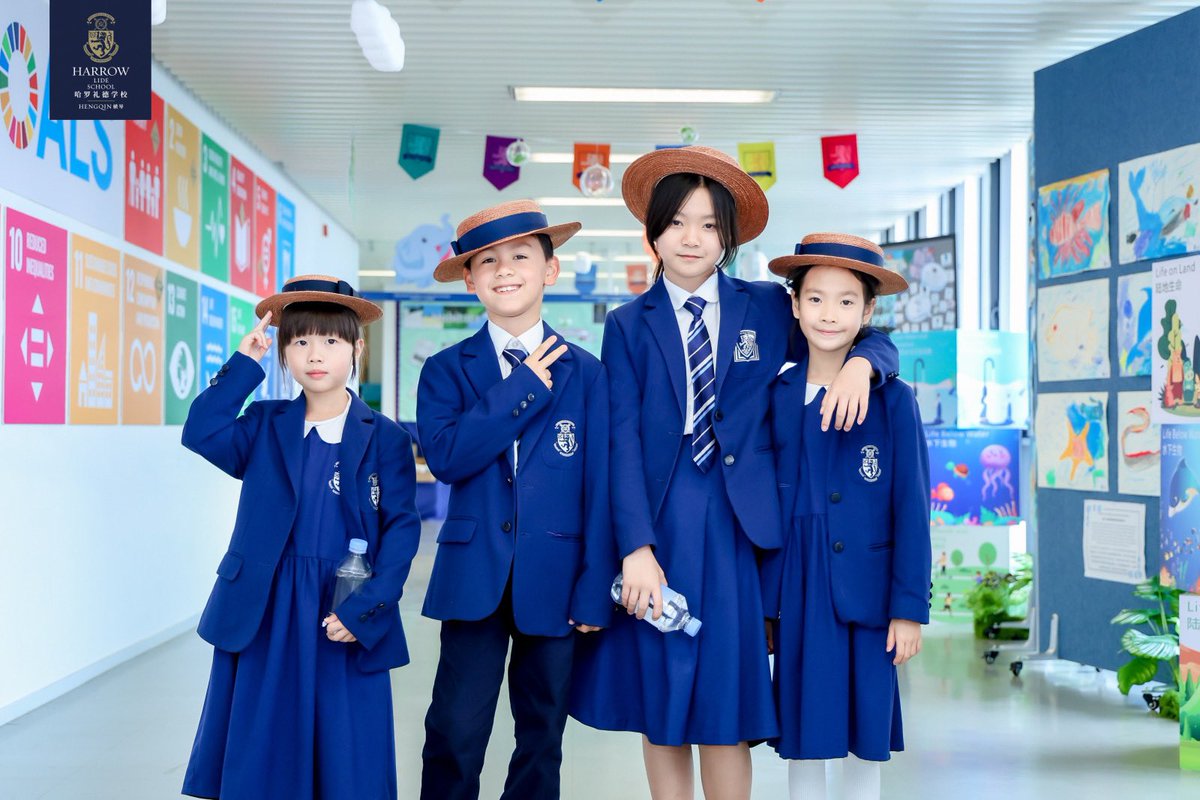 JackBenstead's tweet photo. Thank you to our student ambassadors for leading tours and sharing their Harrow Hengqin learning with confidence and enthusiasm on our open day yesterday. They were true Harrovian role models, making a great impression on our guests and showcasing the very best of our school. https://t.co/wOxYHm6iwJ
