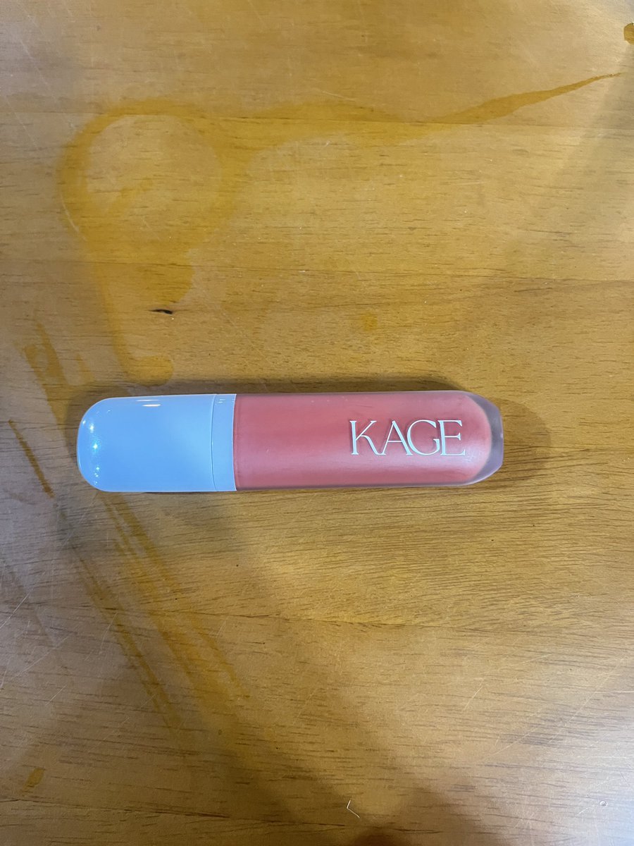 _ladyhimawari's tweet photo. ส่งต่อ kage 10 cranberry ค่ะ 98%++ ลองครั้งสองสามครั้งค่ะ 140 ส่งฟรีนะคะ พตได้ #ส่งต่อเครื่องสําอาง #ส่งต่อkage #ส่งต่อลิป #ส่งต่อเครื่องสำอางมือสอง https://t.co/zhfwiE3ngU