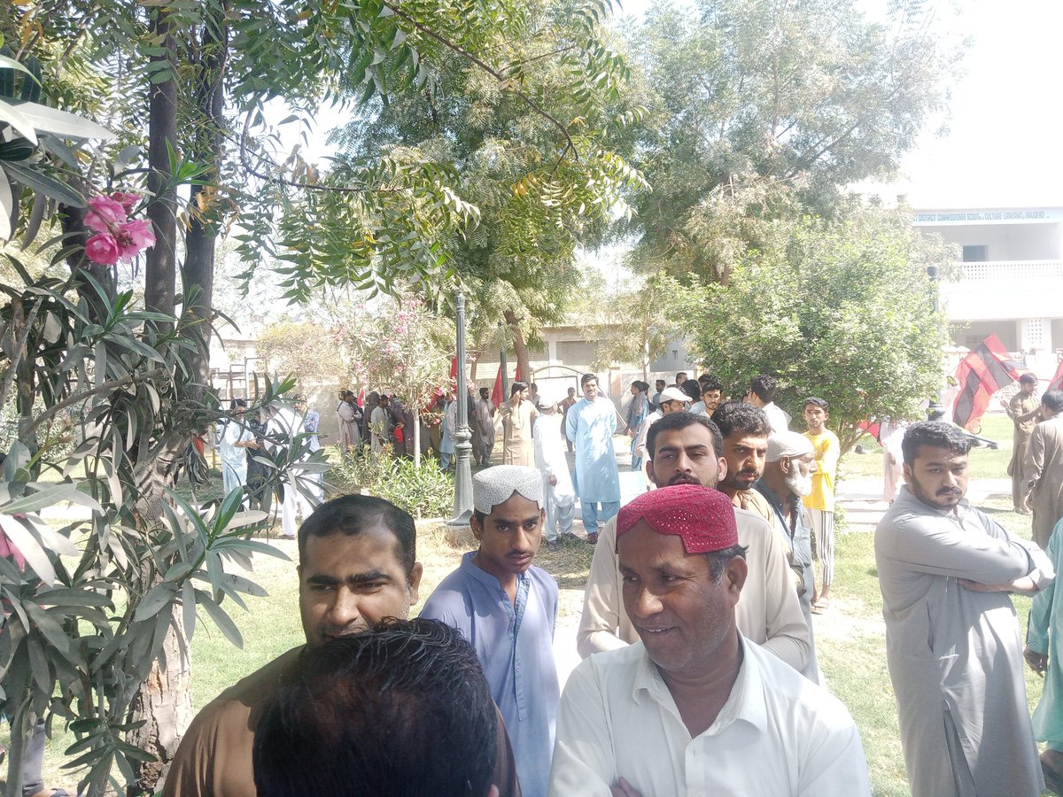 نئون ديرو جو عوام سنڌوءَ خاطر نڪري آيو
#NoMoreCanalsOnIndus