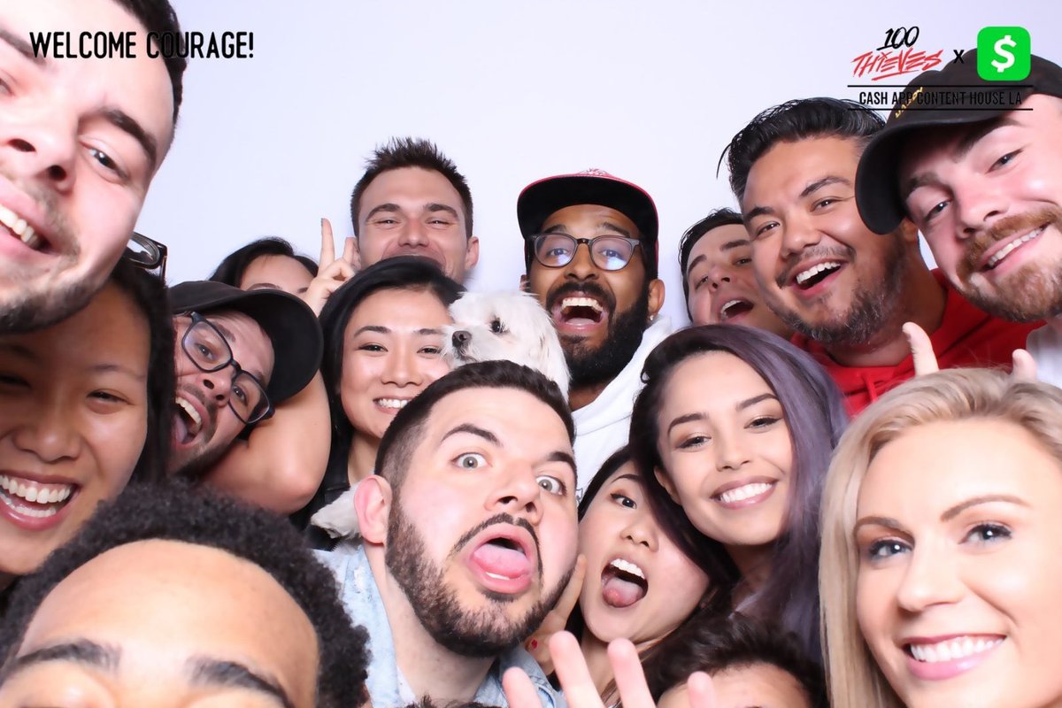 AlexWex's tweet image. 6 years at @100Thieves 🙌🏾🙌🏾