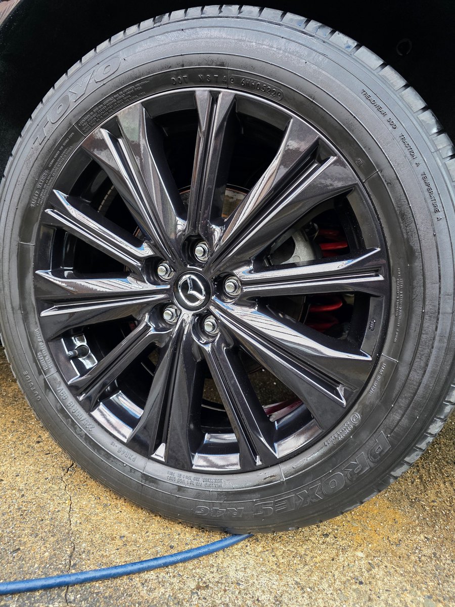 nixcarwash's tweet photo. トライシャンプーをカートンドライフォーム30倍で軽く洗って高圧かけてブロワーで飛ばしただけ😄
スッキリ✨
#TRYWASH https://t.co/GI2rhpJCx9