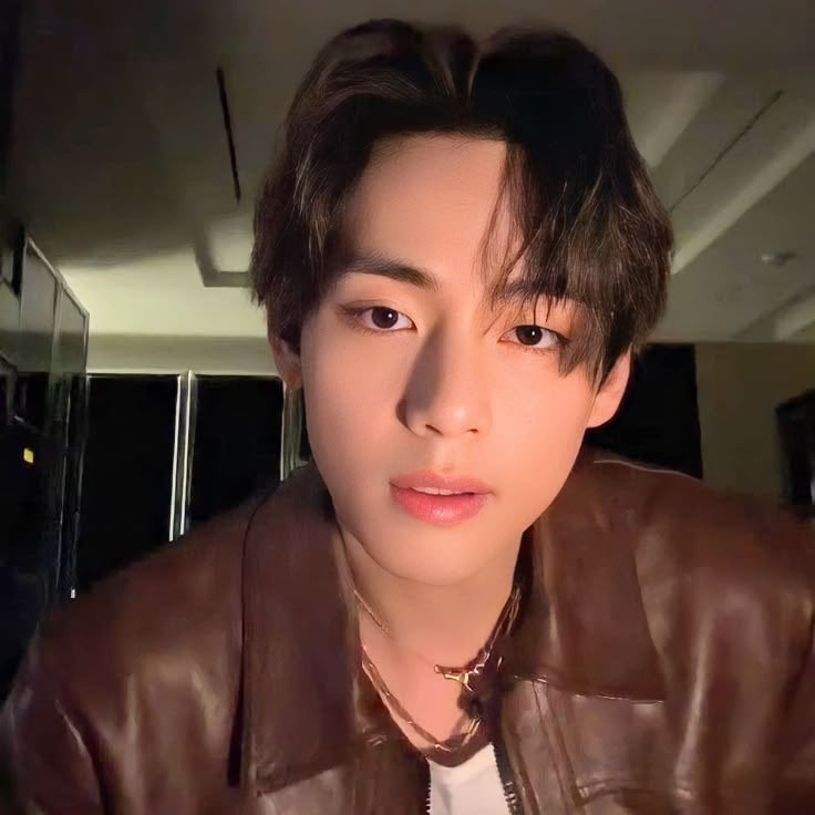 icerdlk's tweet photo. #taekookau

Taehyung Jungkookun cok buyuk bir hayraniydi ve onun dikkatini bir sekilde cekmeyi basaracakti https://t.co/zvZKMPm5kv