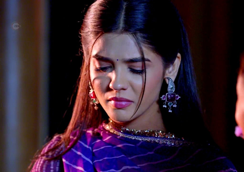 PranIb01's tweet photo. Her face card ๐ ๐ญ
#PranaliRathod #KumkumBhagya #Prar https://t.co/gqjJRPLe8M